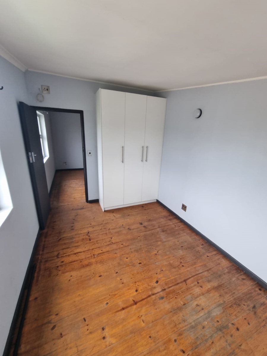 1 Bedroom Property for Sale in Middedorp Western Cape